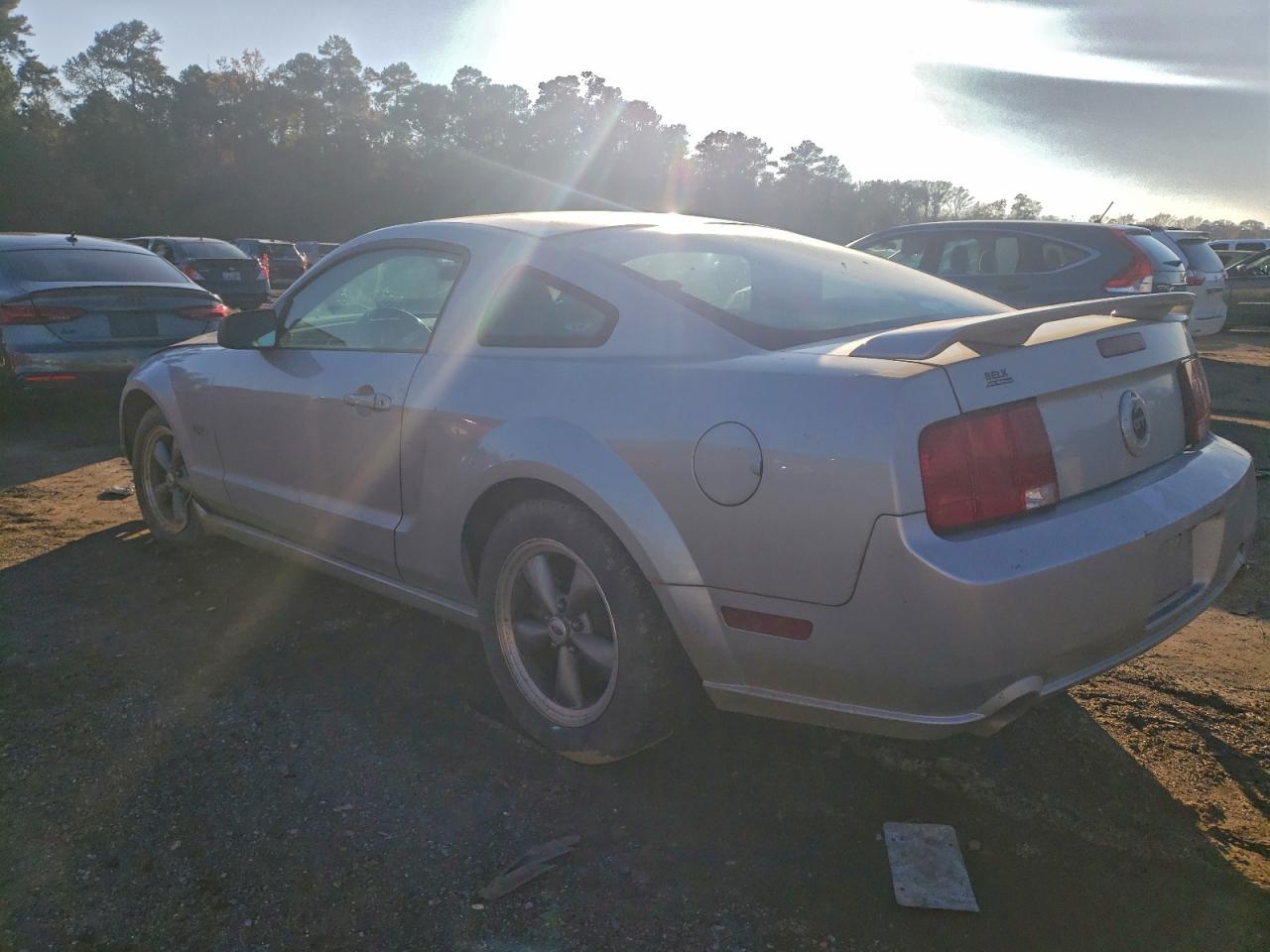 2006 FORD MUSTANG GT photo 2
