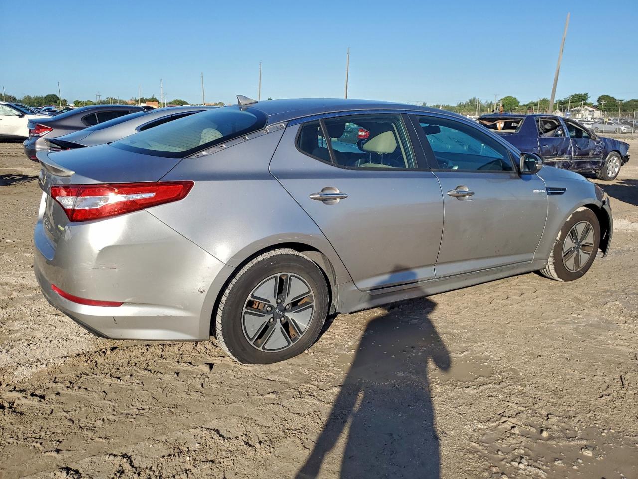 2013 KIA OPTIMA HYBRID photo 3