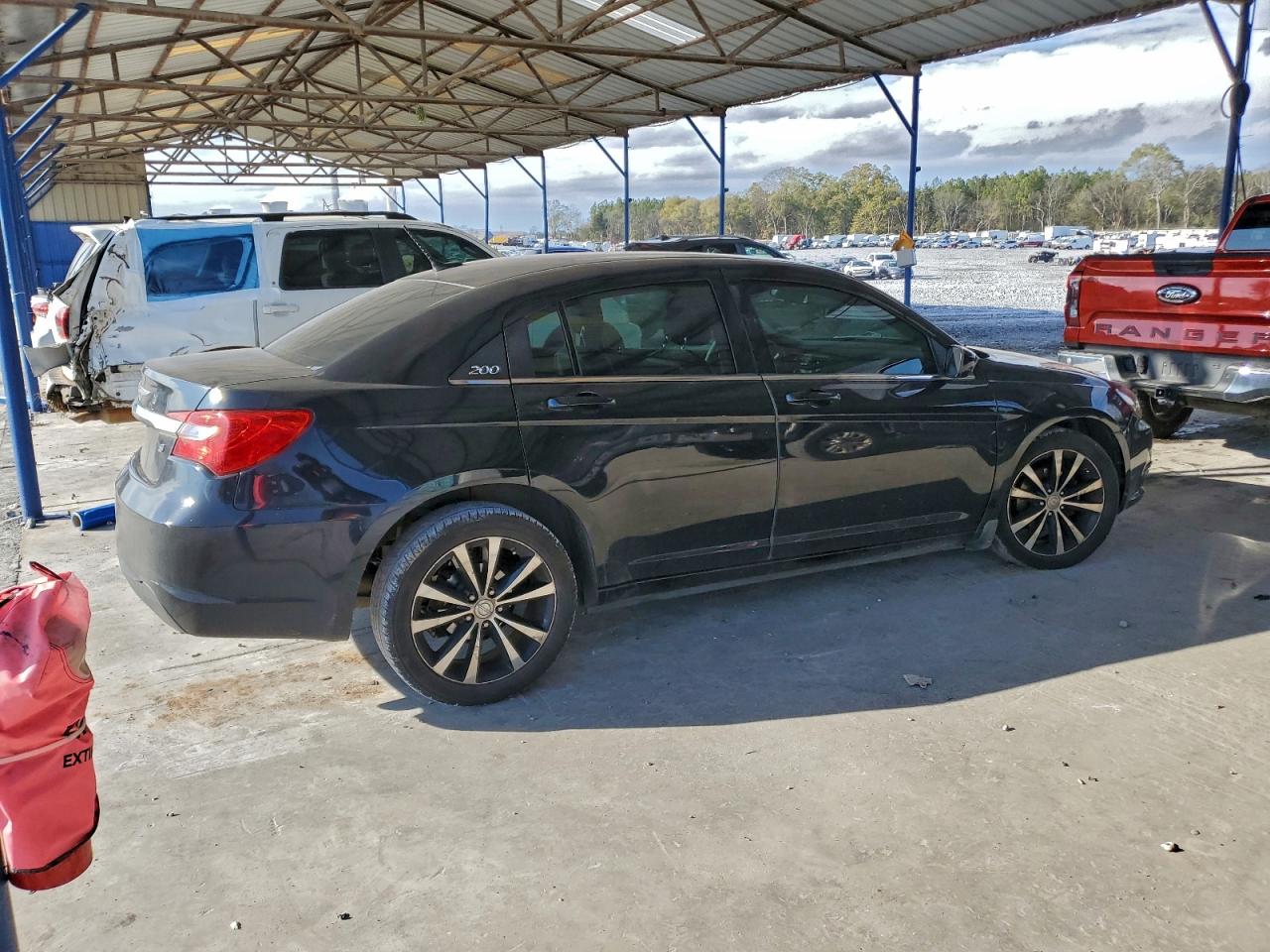 2013 CHRYSLER 200 LIMITED photo 3