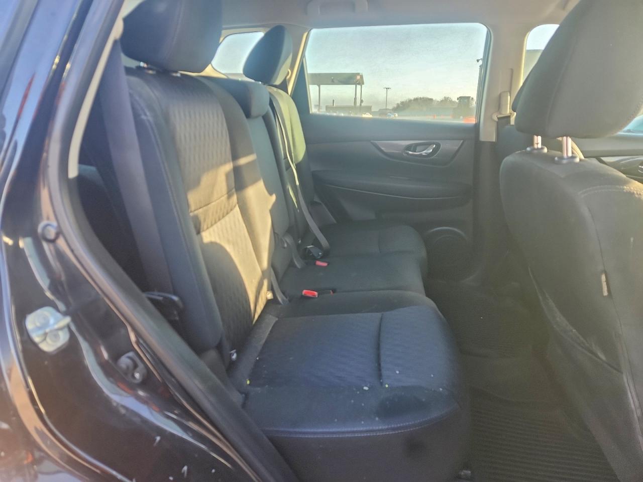 2018 NISSAN ROGUE S photo 10