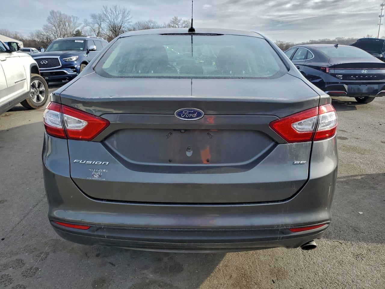2016 FORD FUSION SE photo 6