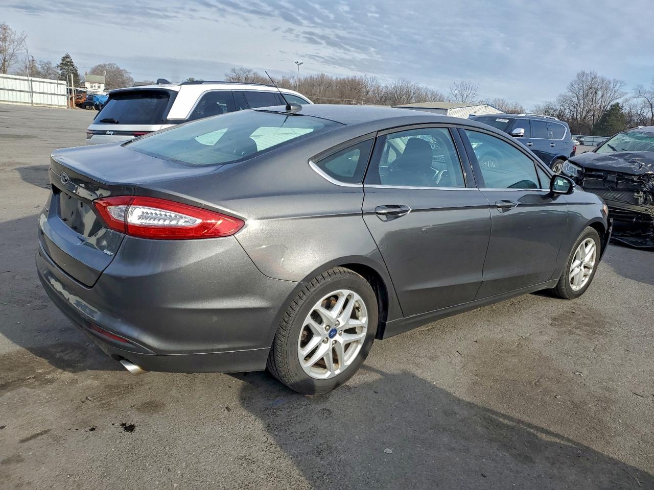 2016 FORD FUSION SE photo 3