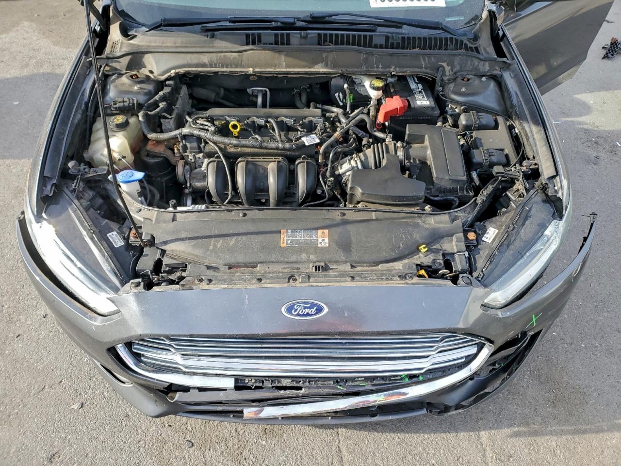 2016 FORD FUSION SE photo 11