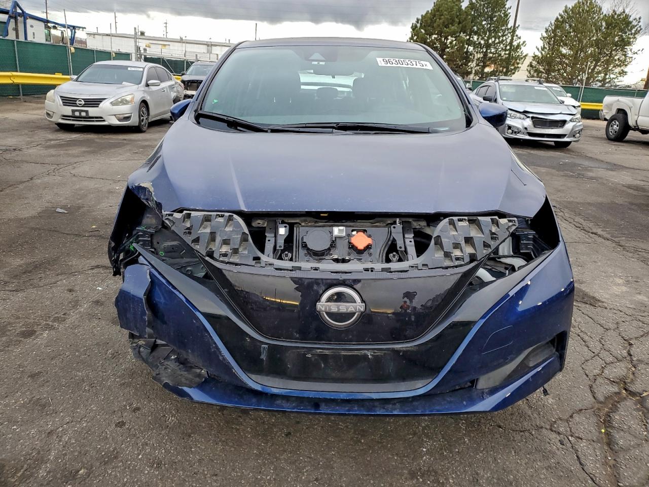 2025 NISSAN LEAF S photo 5