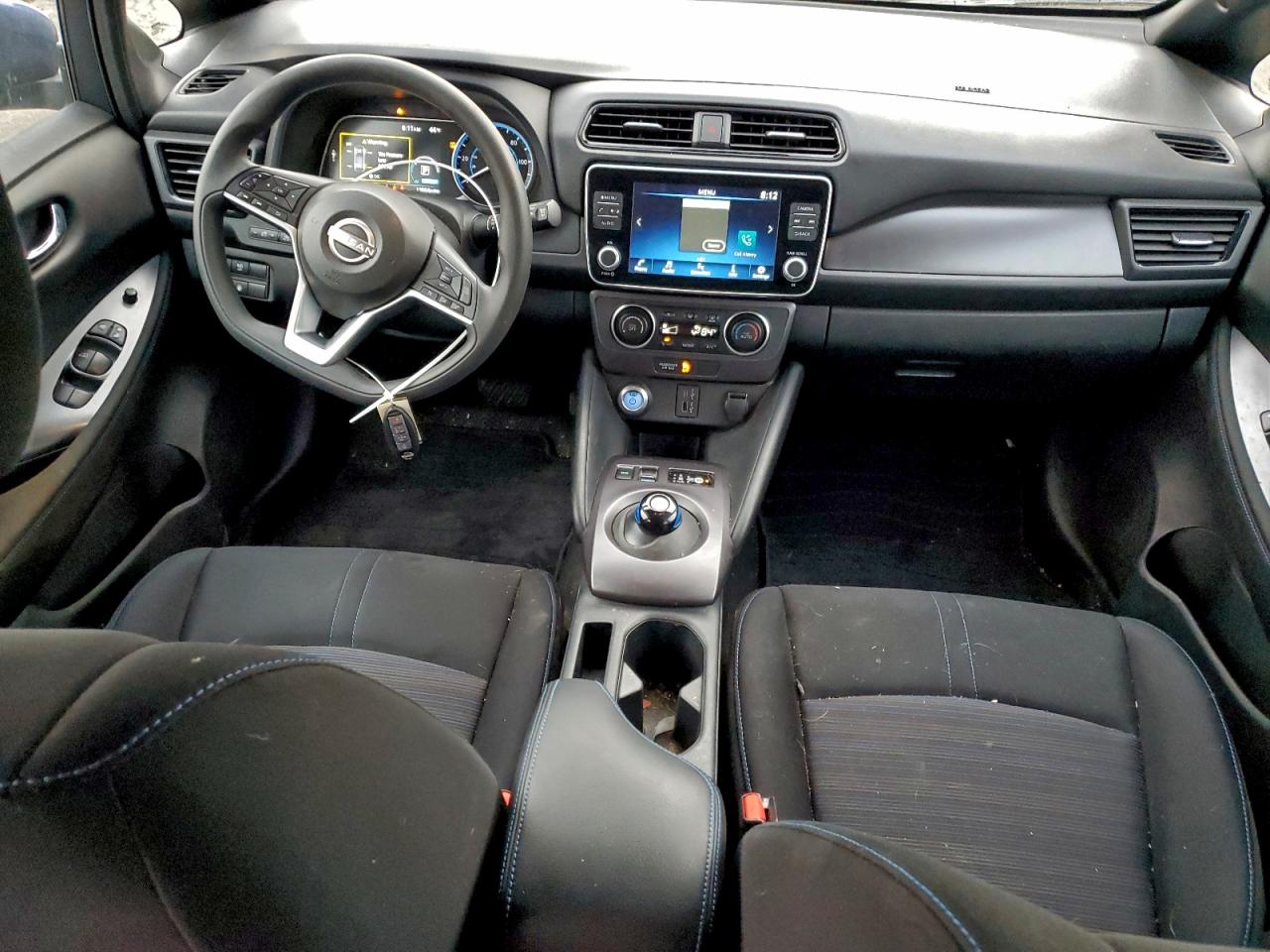 2025 NISSAN LEAF S photo 8