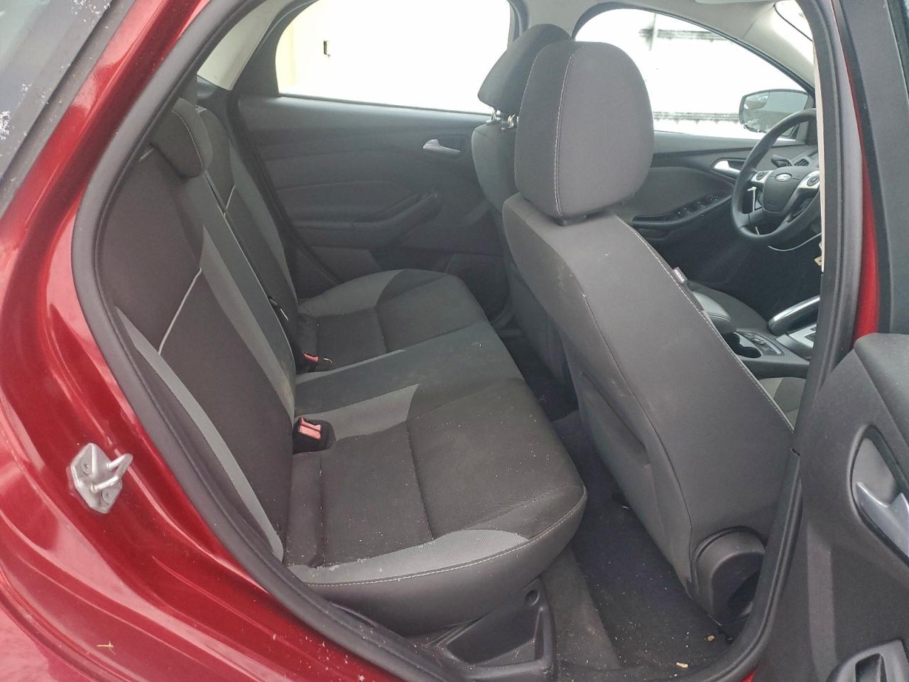 2013 FORD FOCUS SE photo 10