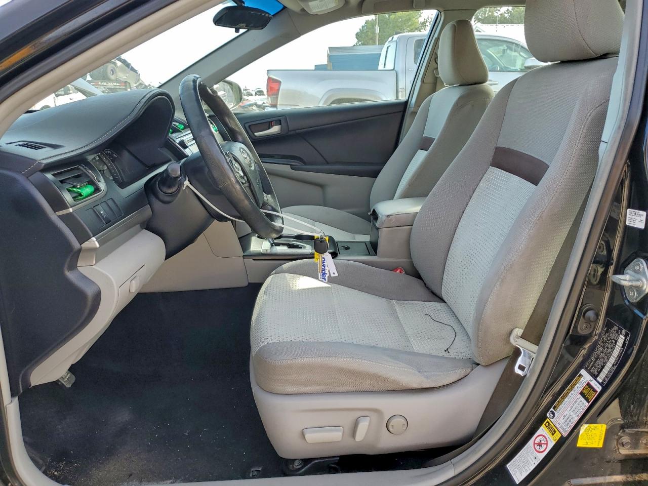 2012 TOYOTA CAMRY BASE photo 7