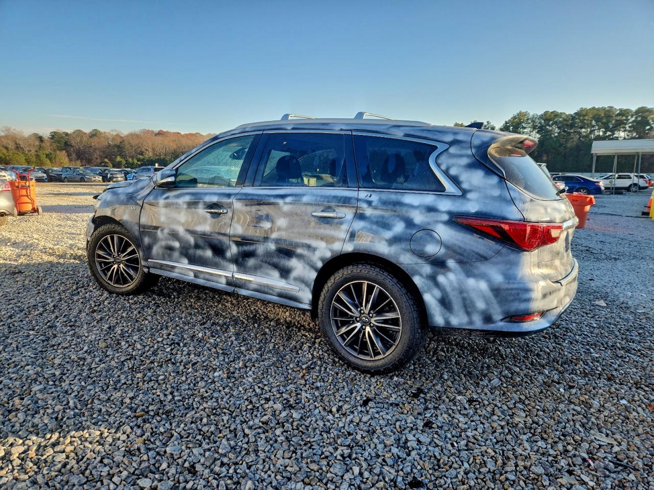 2020 INFINITI QX60 LUXE photo 4