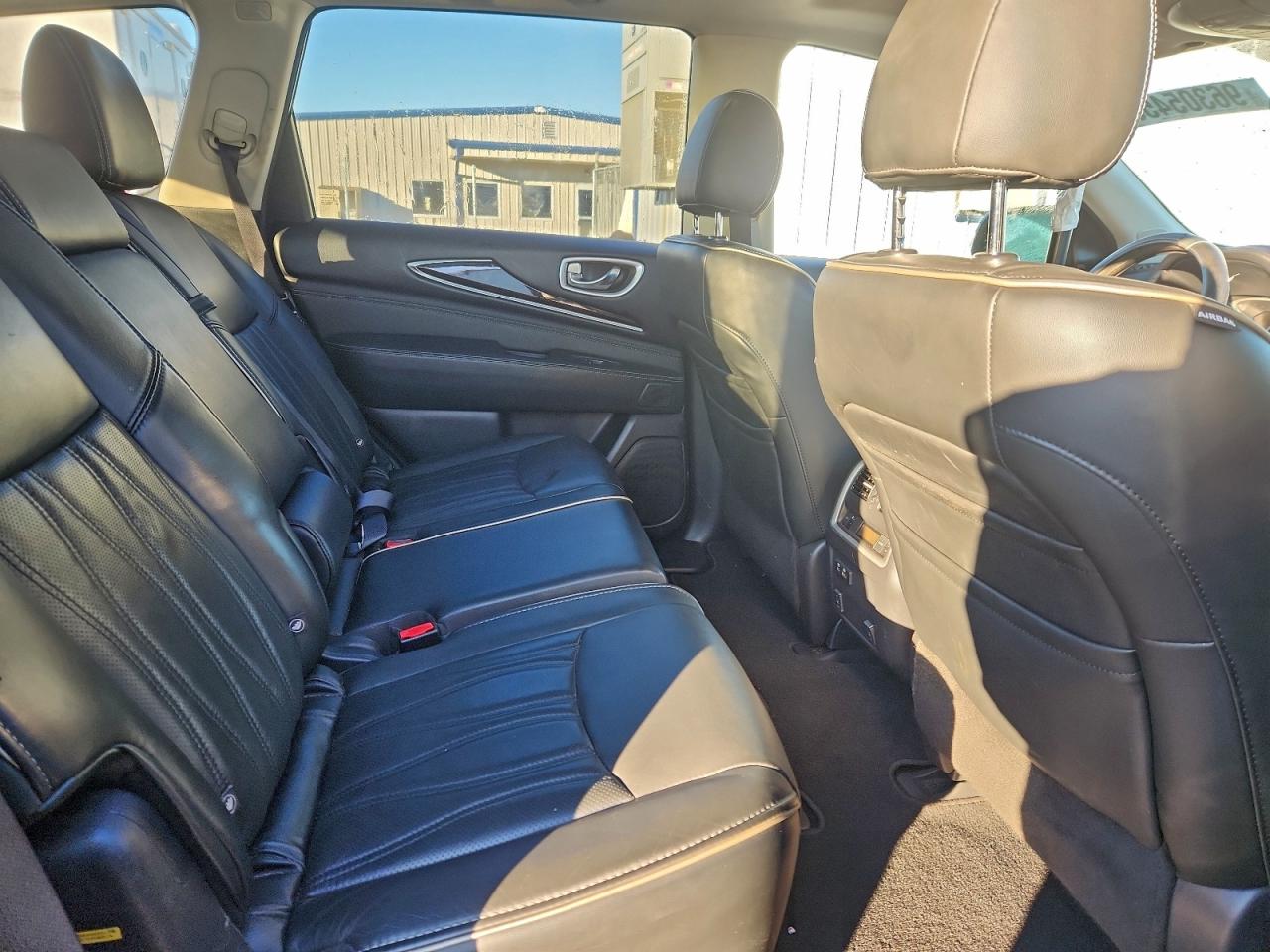 2020 INFINITI QX60 LUXE photo 31