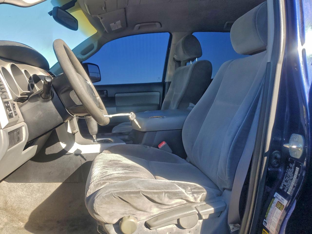 2008 TOYOTA SEQUOIA SR5 photo 7