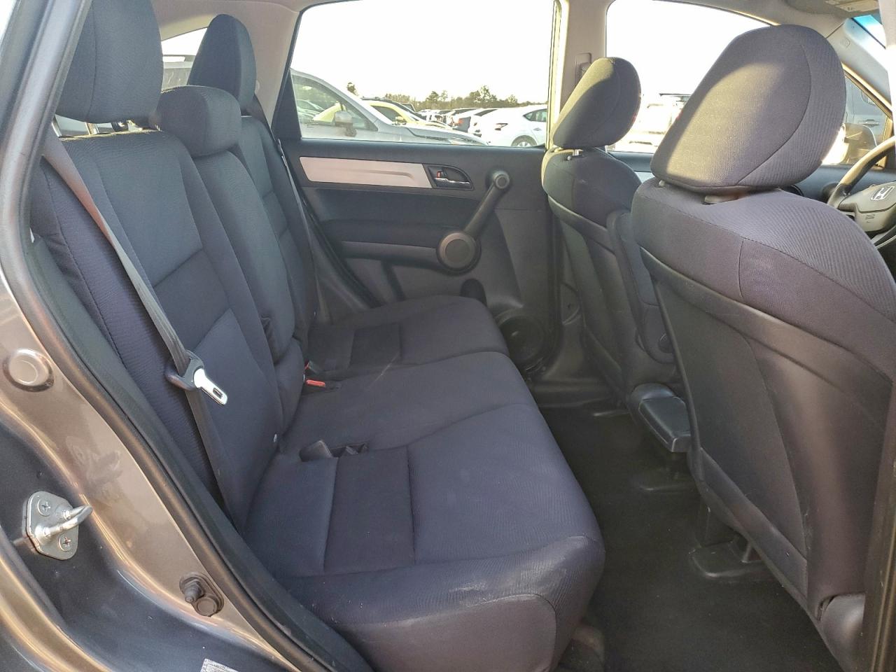 2010 HONDA CR-V LX photo 11