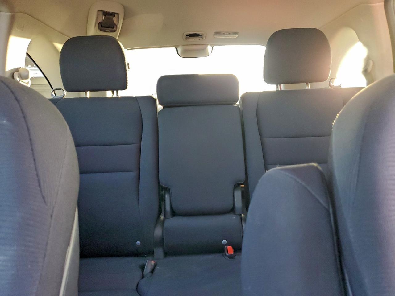 2010 HONDA CR-V LX photo 10