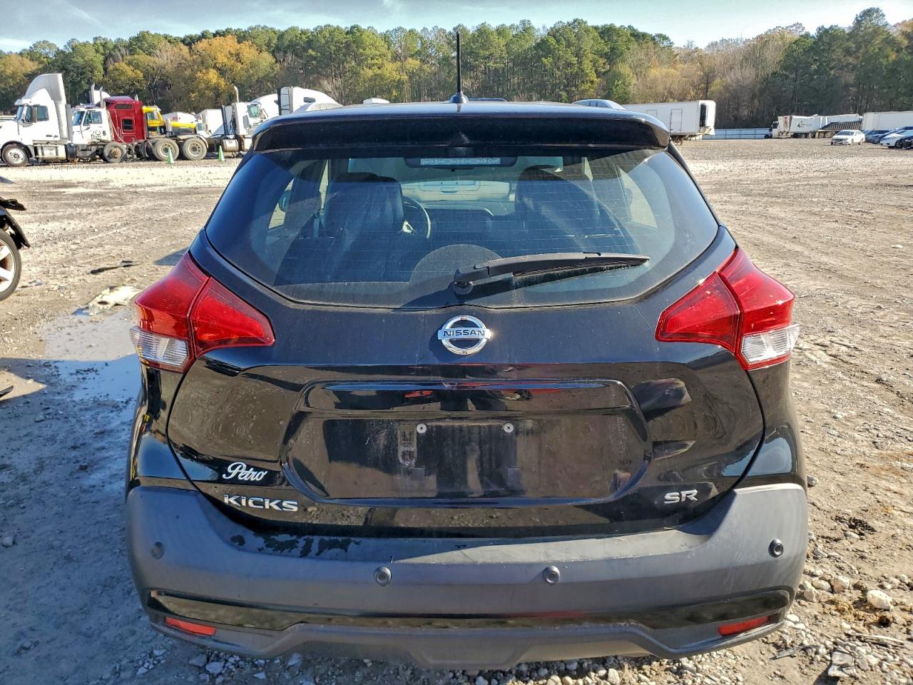 2020 NISSAN KICKS SR photo 6