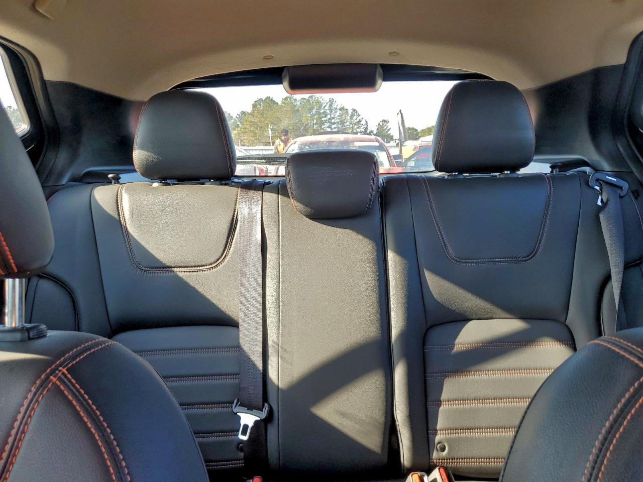 2020 NISSAN KICKS SR photo 10