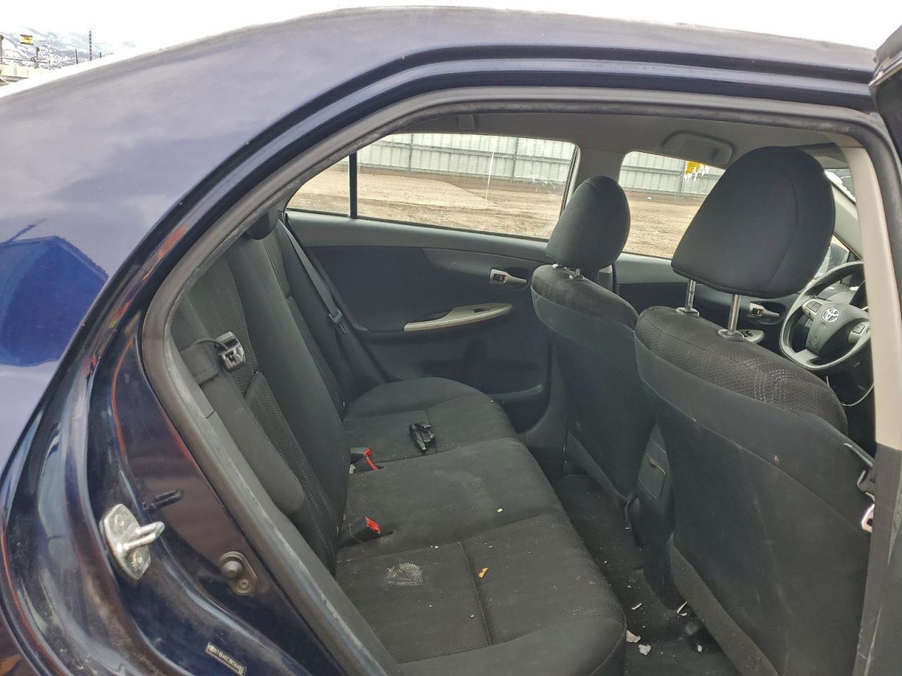 2011 TOYOTA COROLLA BASE photo 10