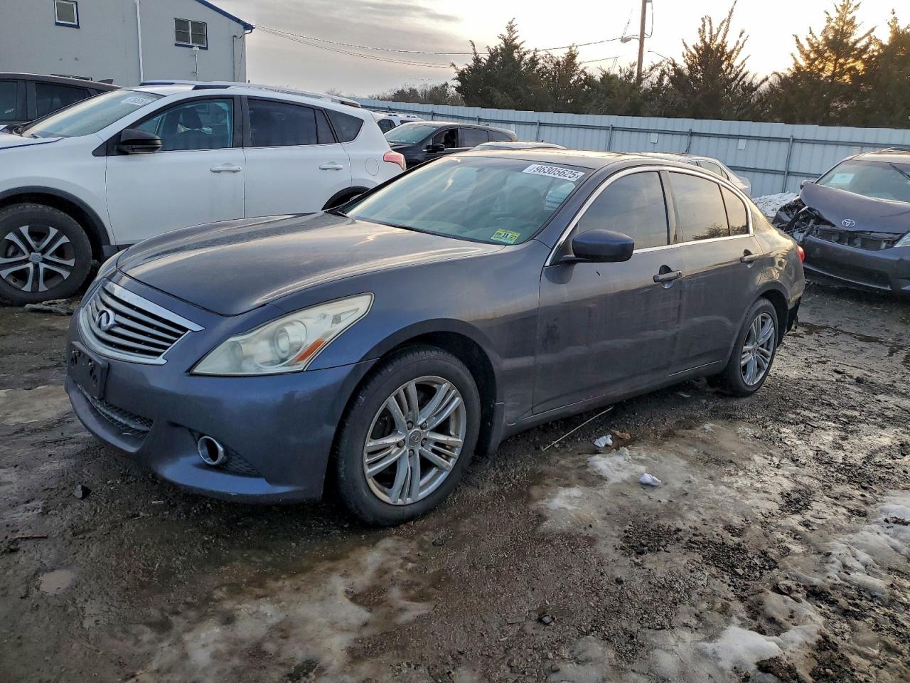 2010 INFINITI G37