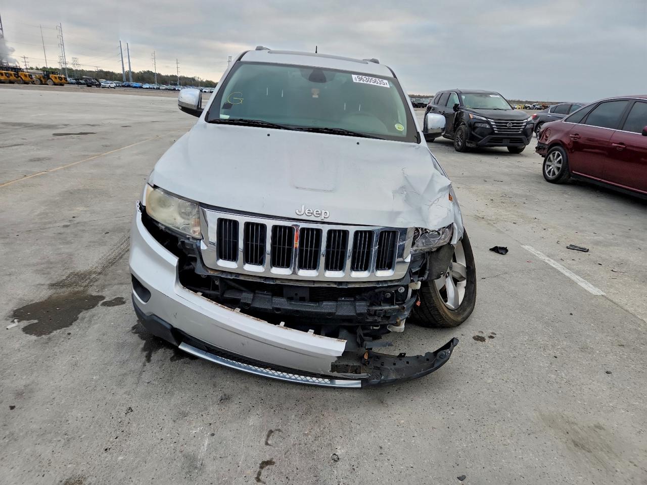2012 JEEP GRAND CHEROKEE LIMITED photo 5