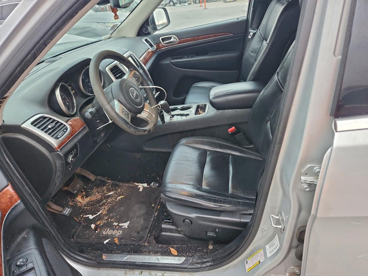 2012 JEEP GRAND CHEROKEE LIMITED photo 7