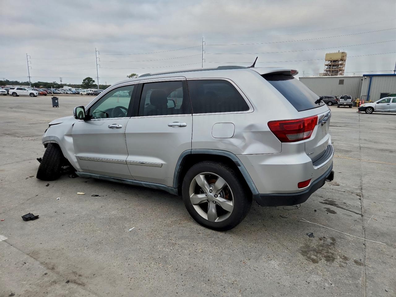 2012 JEEP GRAND CHEROKEE LIMITED photo 2