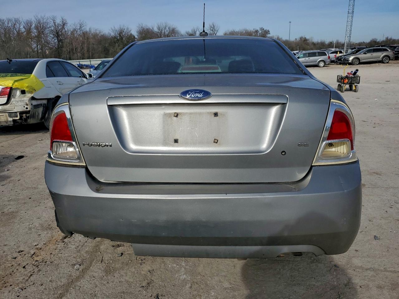2008 FORD FUSION SE photo 16