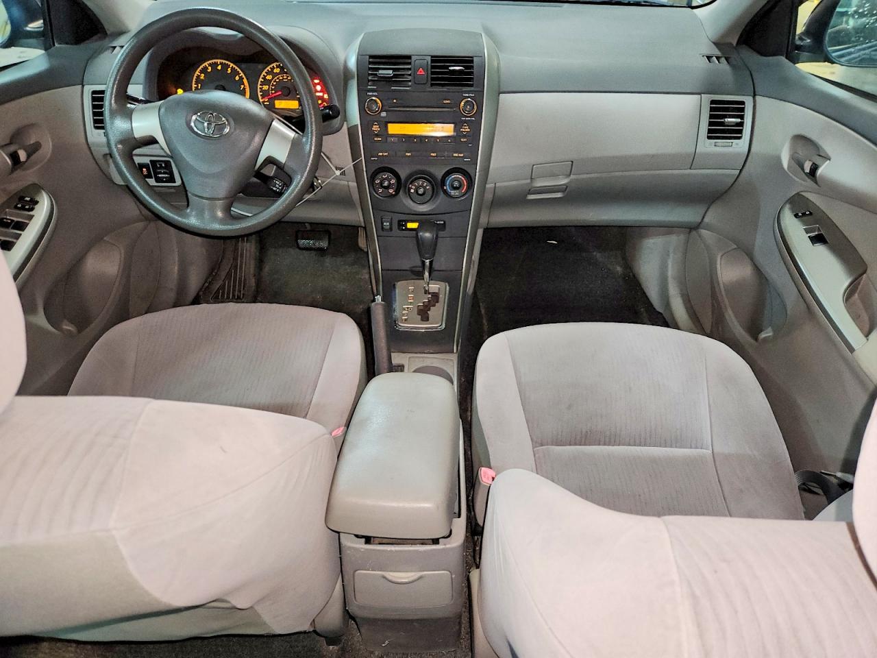 2010 TOYOTA COROLLA BASE photo 8