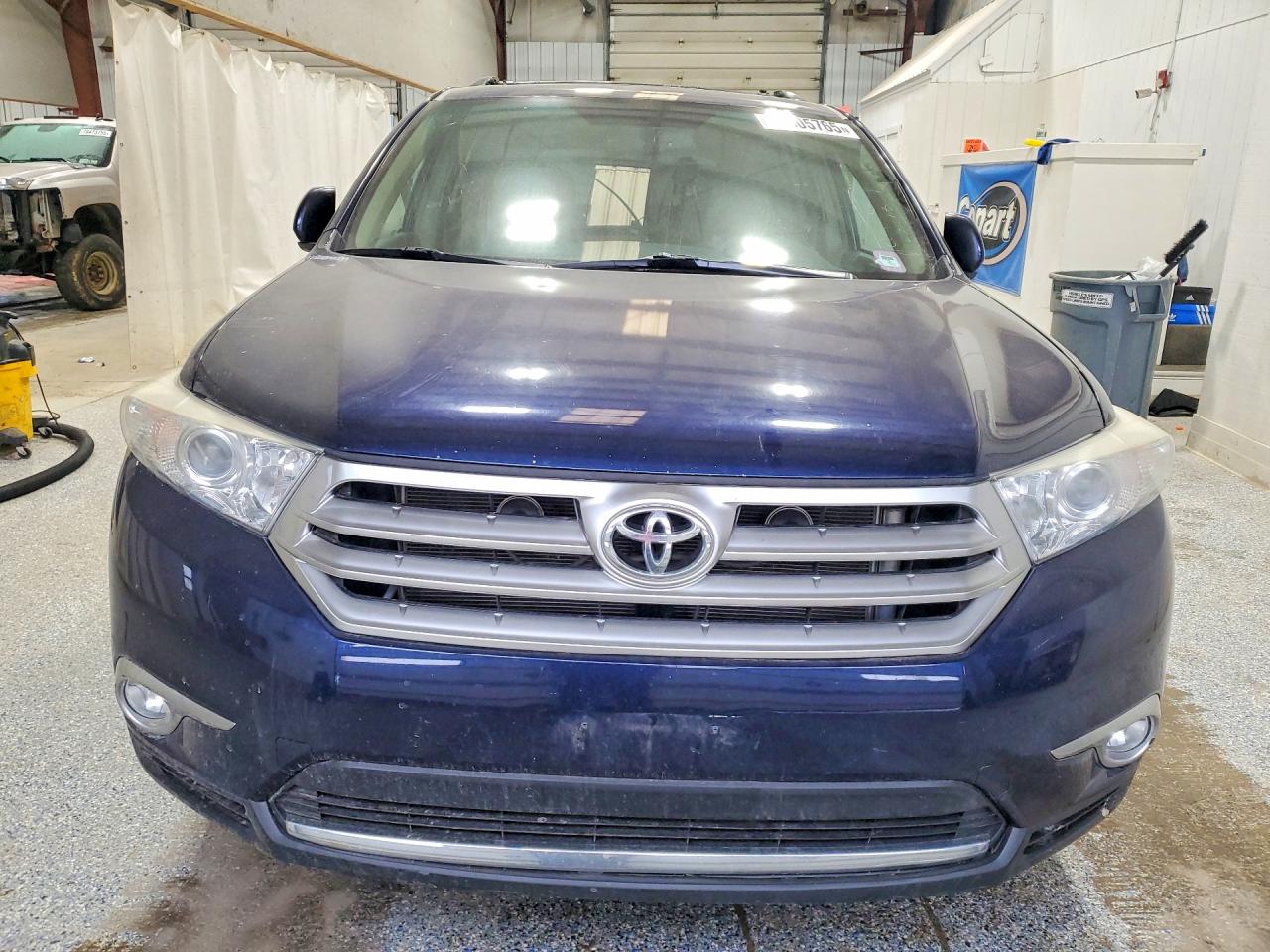 2012 TOYOTA HIGHLANDER BASE photo 5