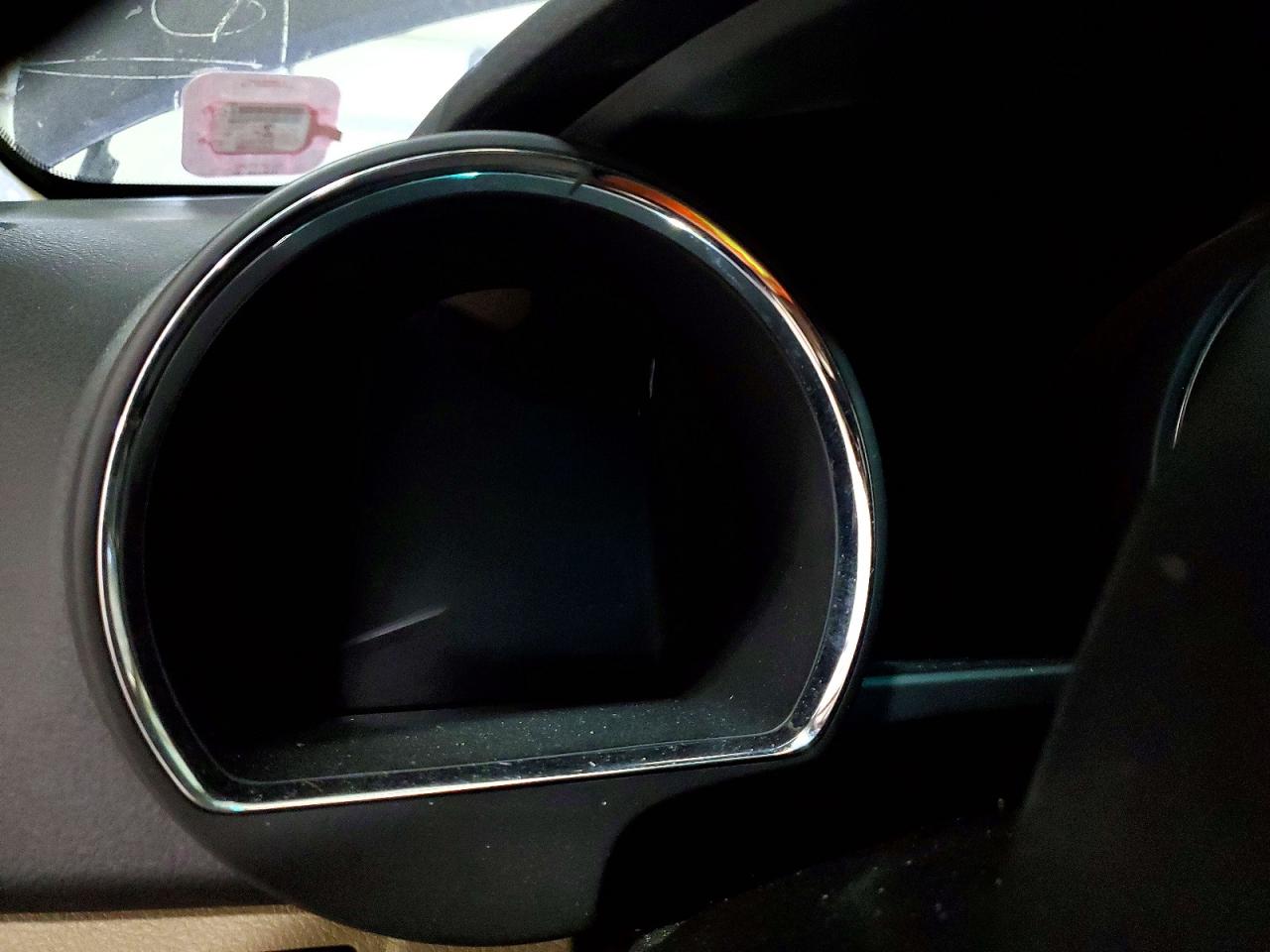 2012 TOYOTA HIGHLANDER BASE photo 9