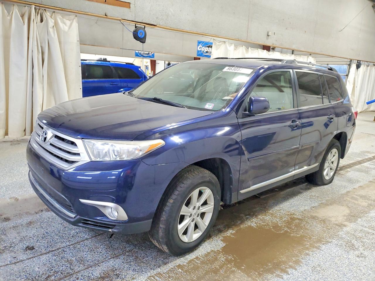 2012 TOYOTA HIGHLANDER