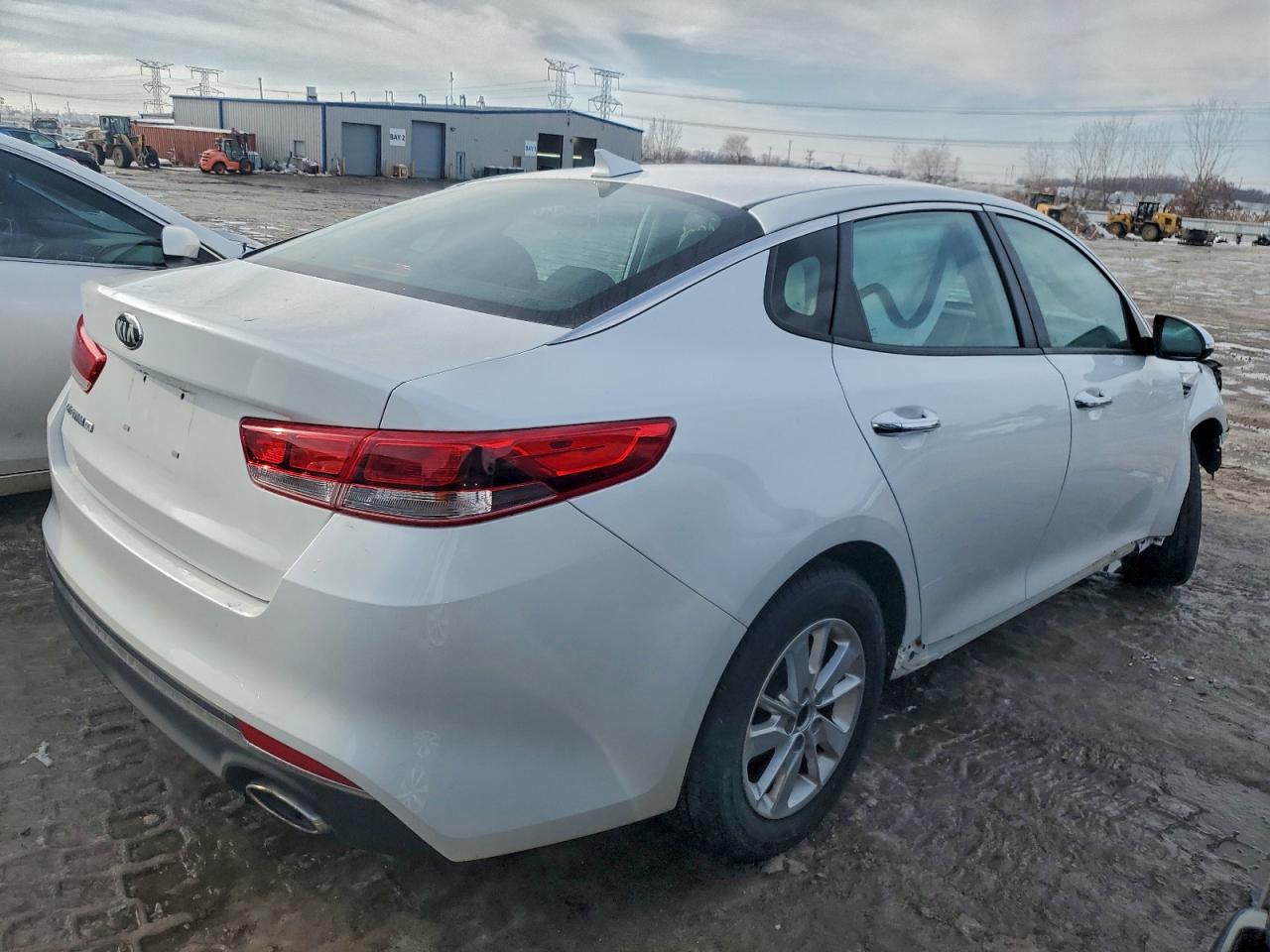 2018 KIA OPTIMA LX photo 3
