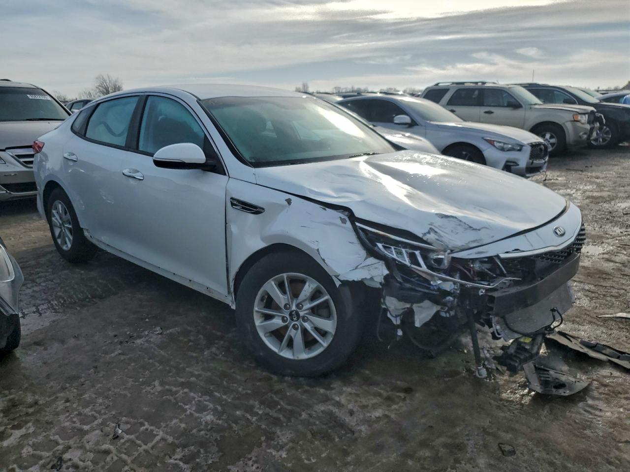 2018 KIA OPTIMA LX photo 4