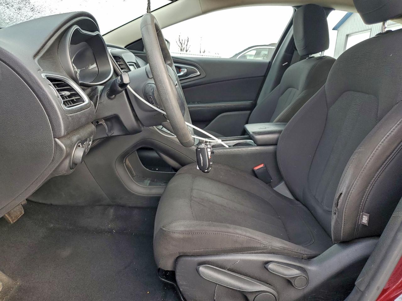 2015 CHRYSLER 200 LIMITED photo 7