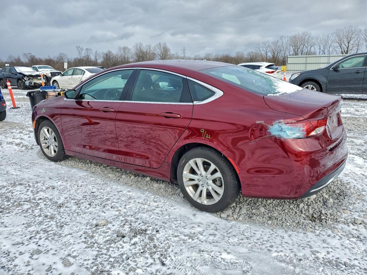 2015 CHRYSLER 200 LIMITED photo 2