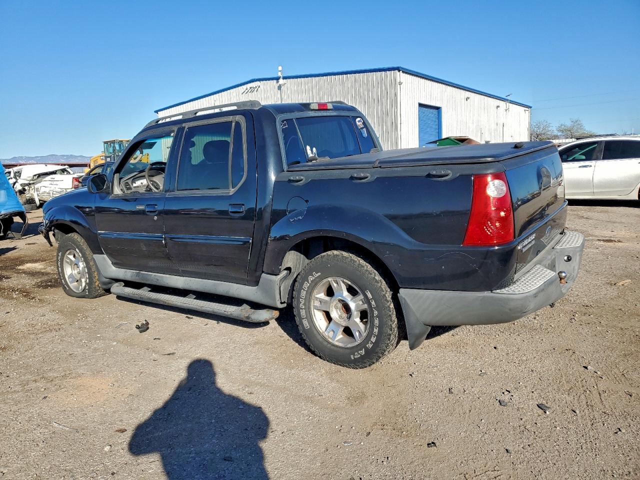 2004 FORD EXPLORER SPORT TRAC photo 2