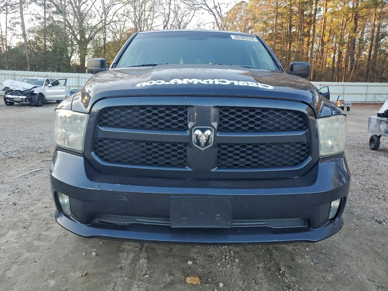 2013 RAM 1500 ST photo 5
