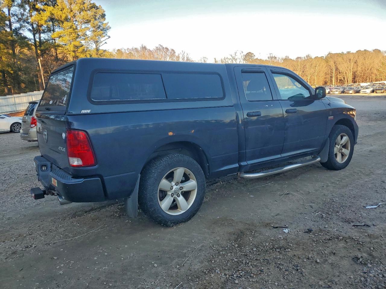 2013 RAM 1500 ST photo 3