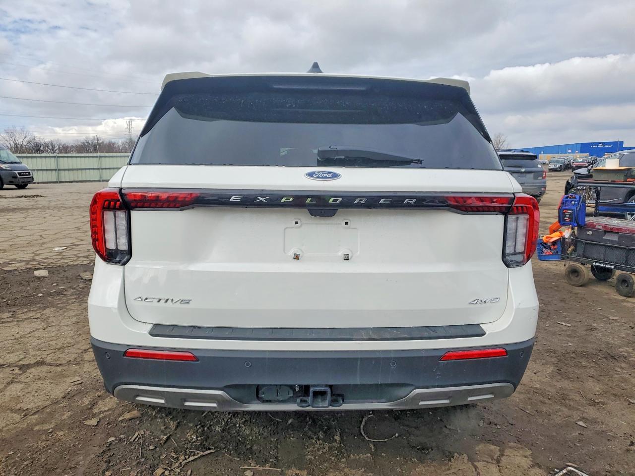 2025 FORD EXPLORER ACTIVE photo 6