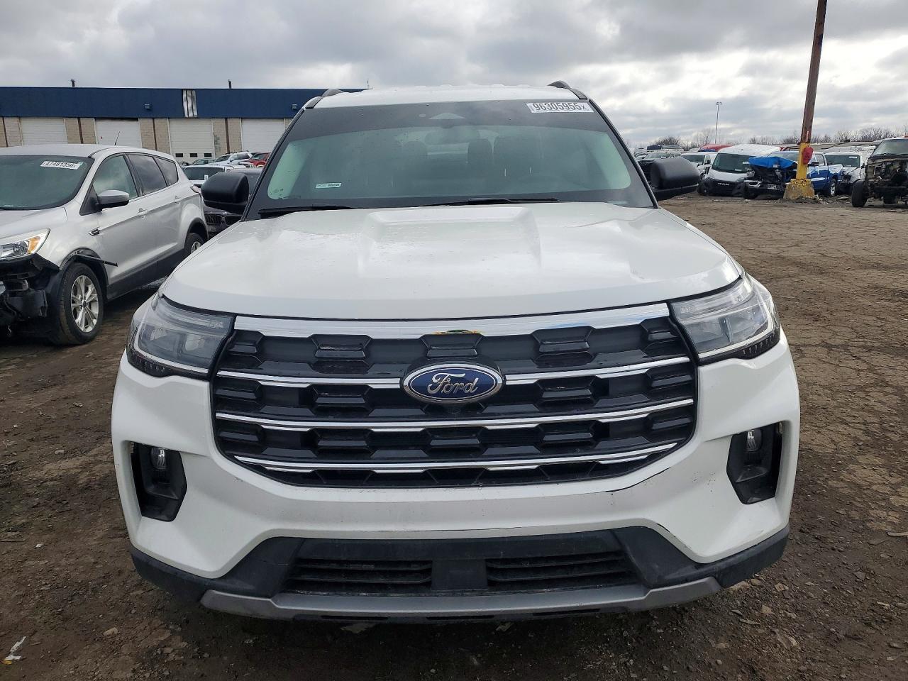 2025 FORD EXPLORER ACTIVE photo 5