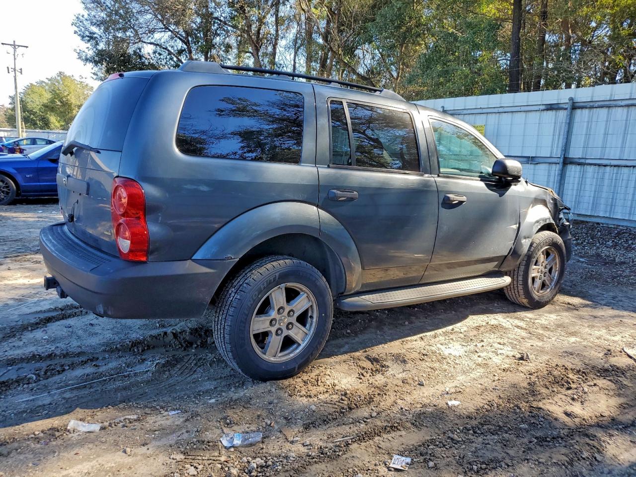2007 DODGE DURANGO SXT photo 3