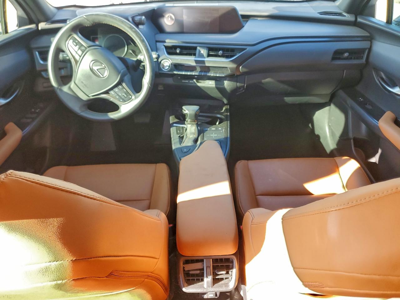 2022 LEXUS UX 200 BASE photo 8
