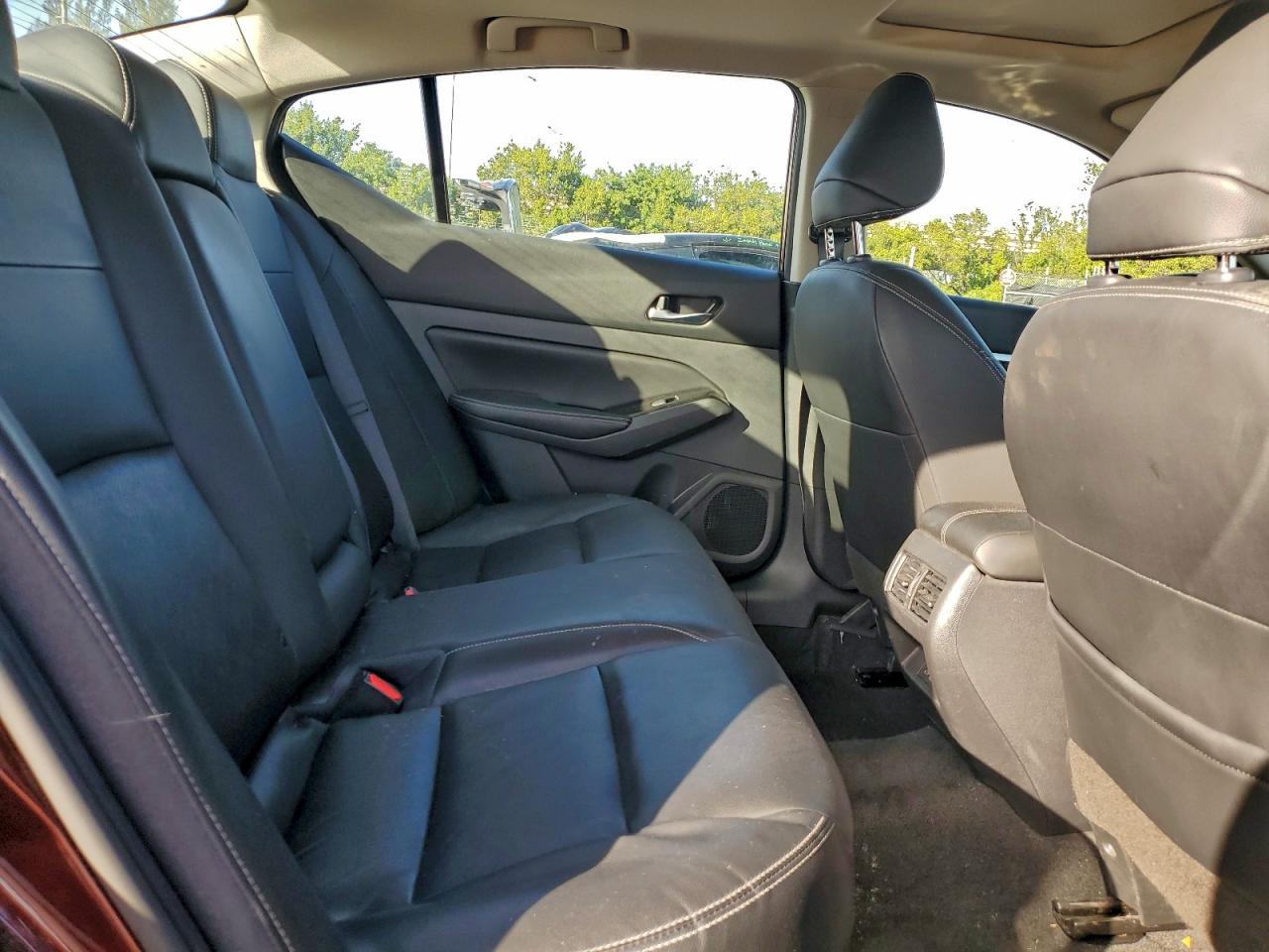 2024 NISSAN ALTIMA SL photo 10