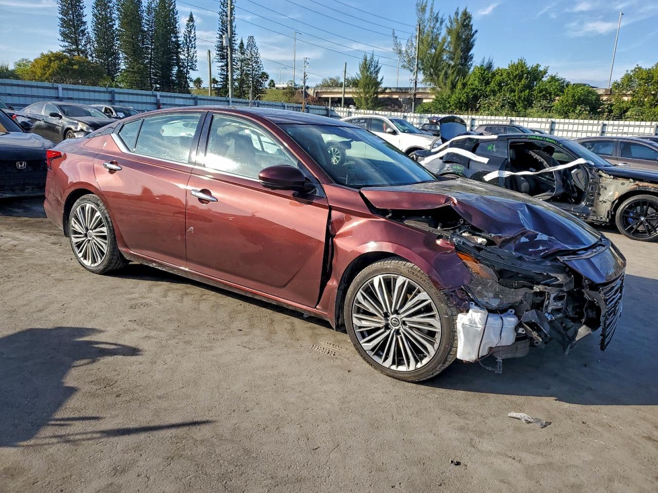 2024 NISSAN ALTIMA SL photo 4