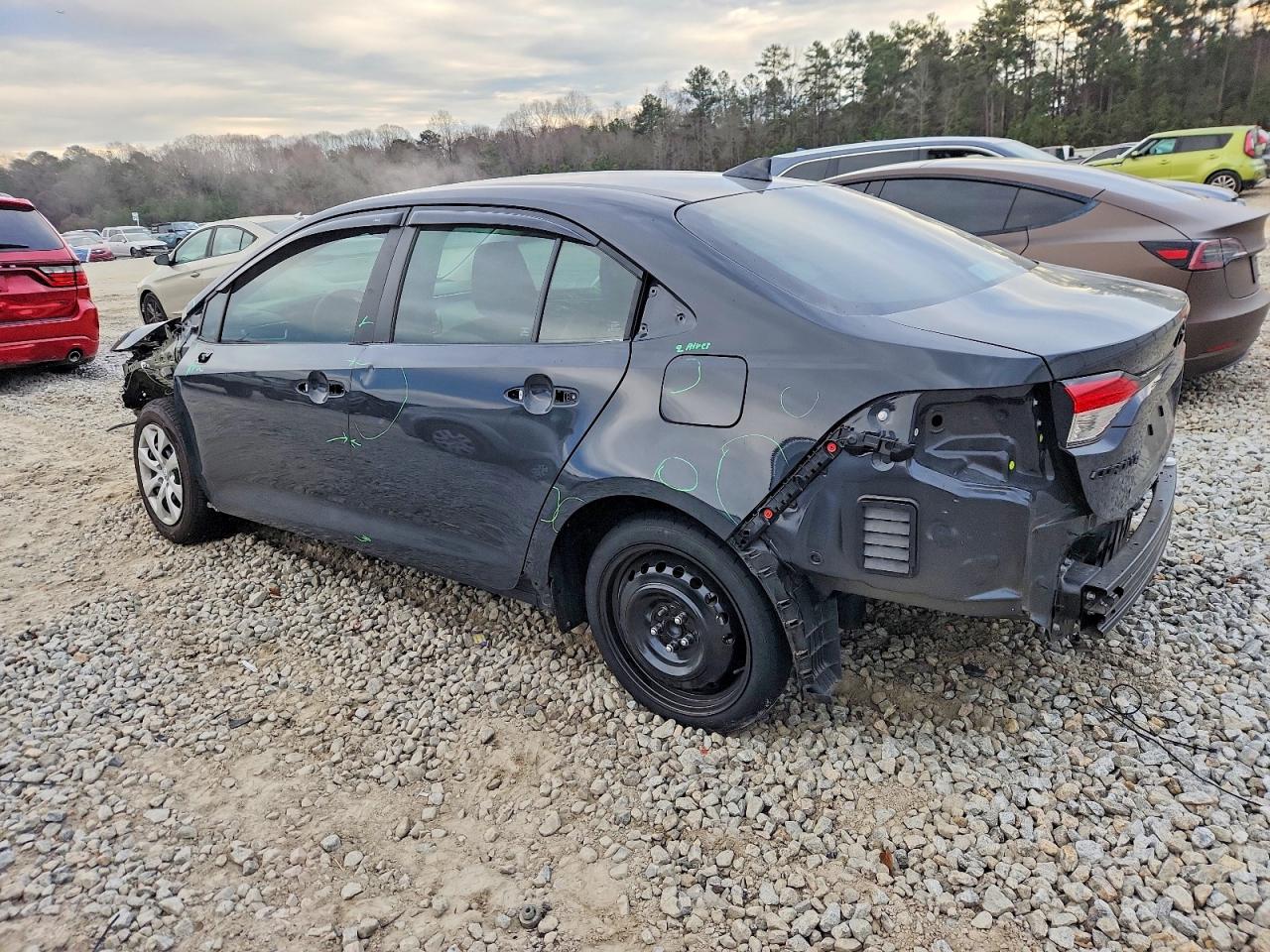 2024 TOYOTA COROLLA LE photo 3