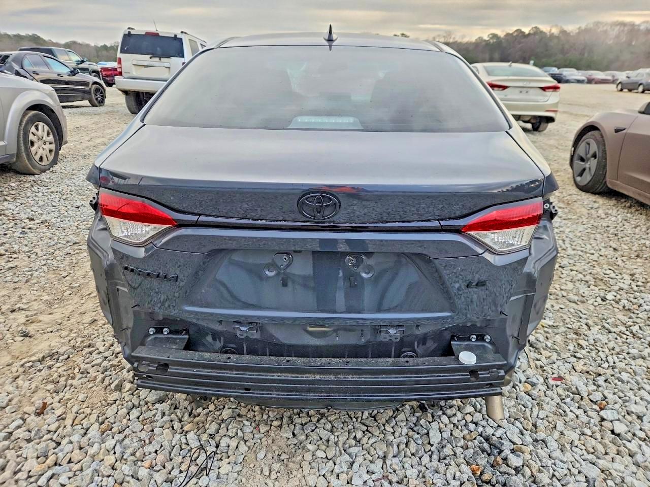 2024 TOYOTA COROLLA LE photo 11