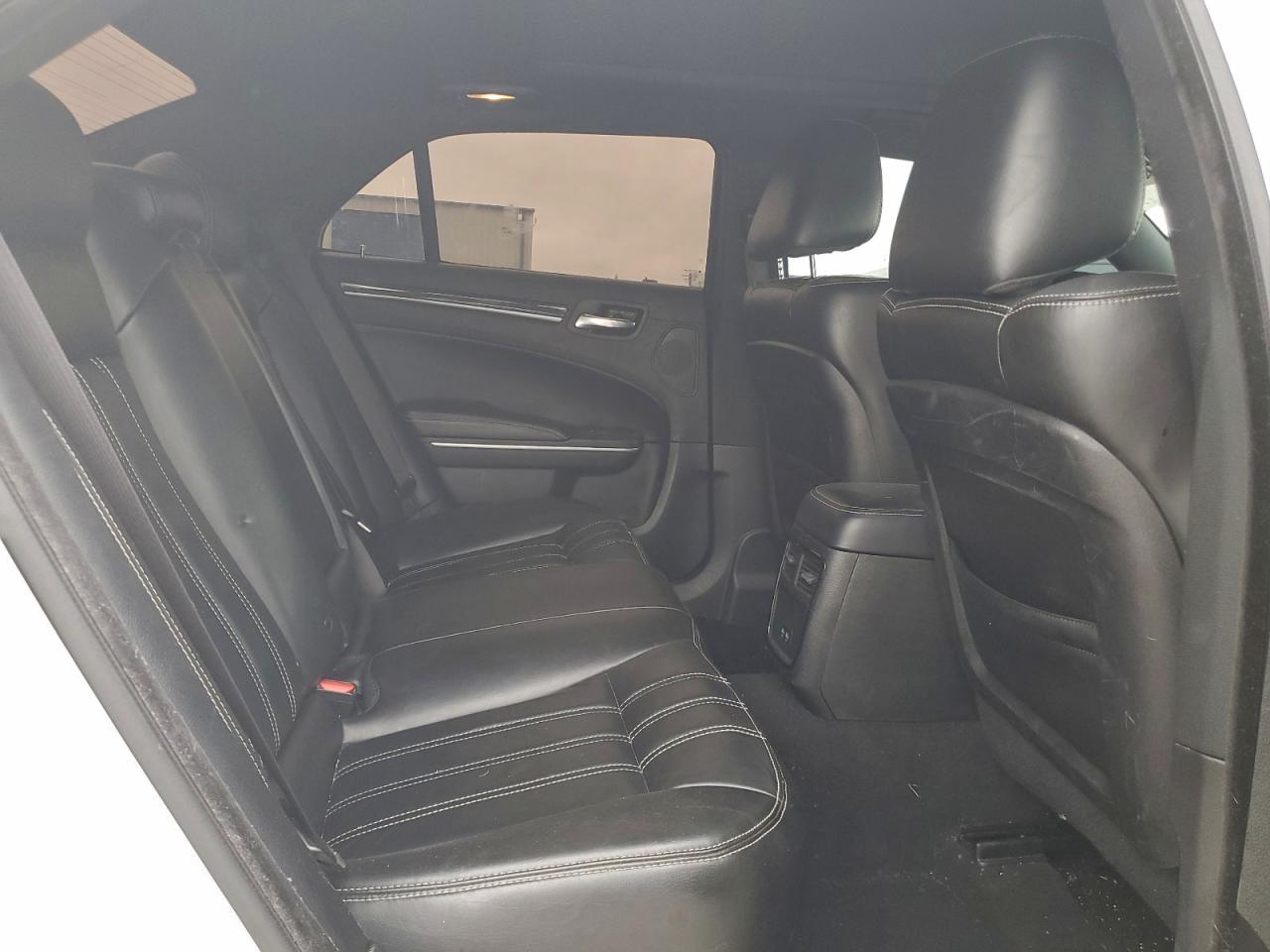 2022 CHRYSLER 300 S photo 28