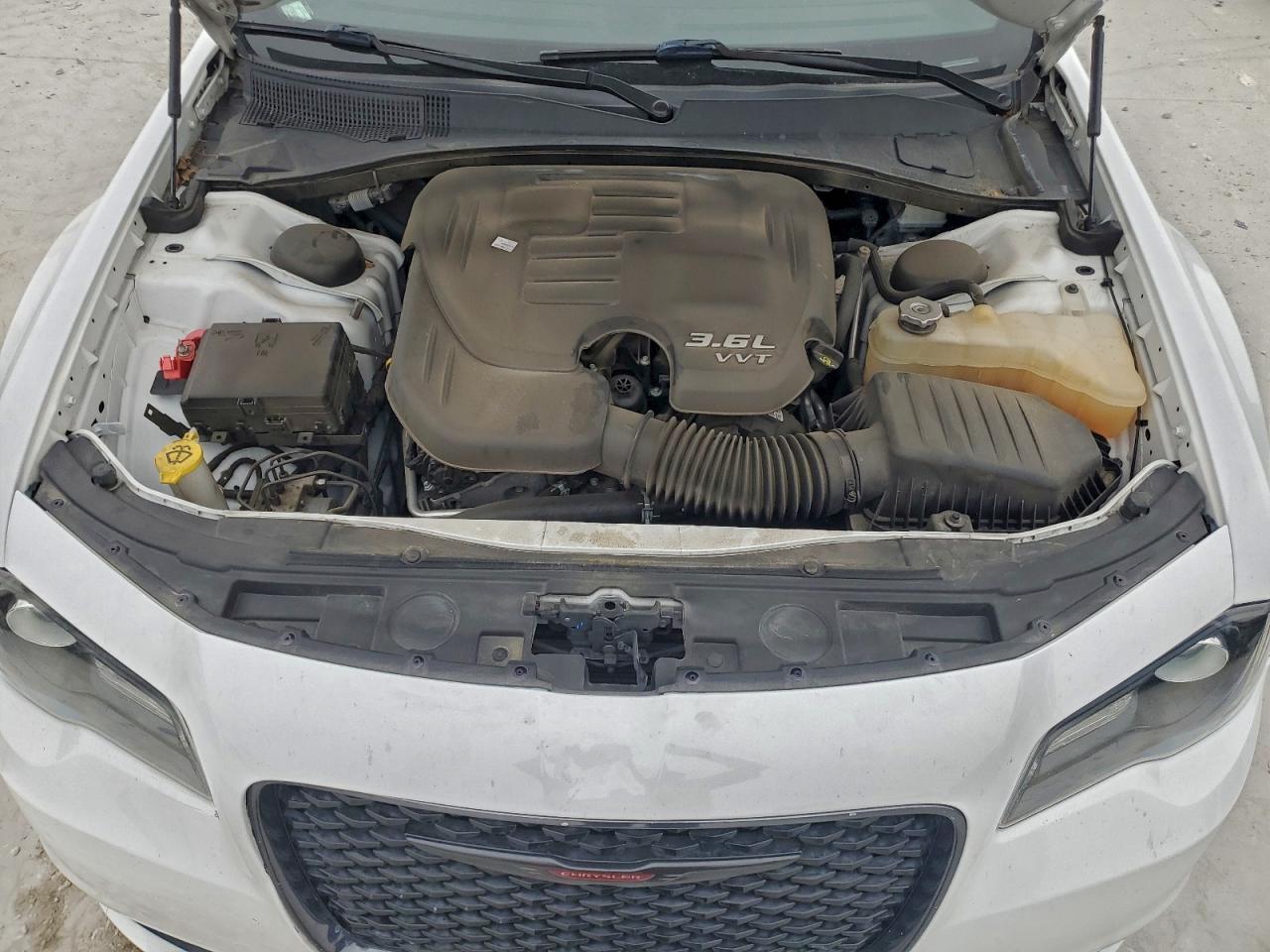 2022 CHRYSLER 300 S photo 31