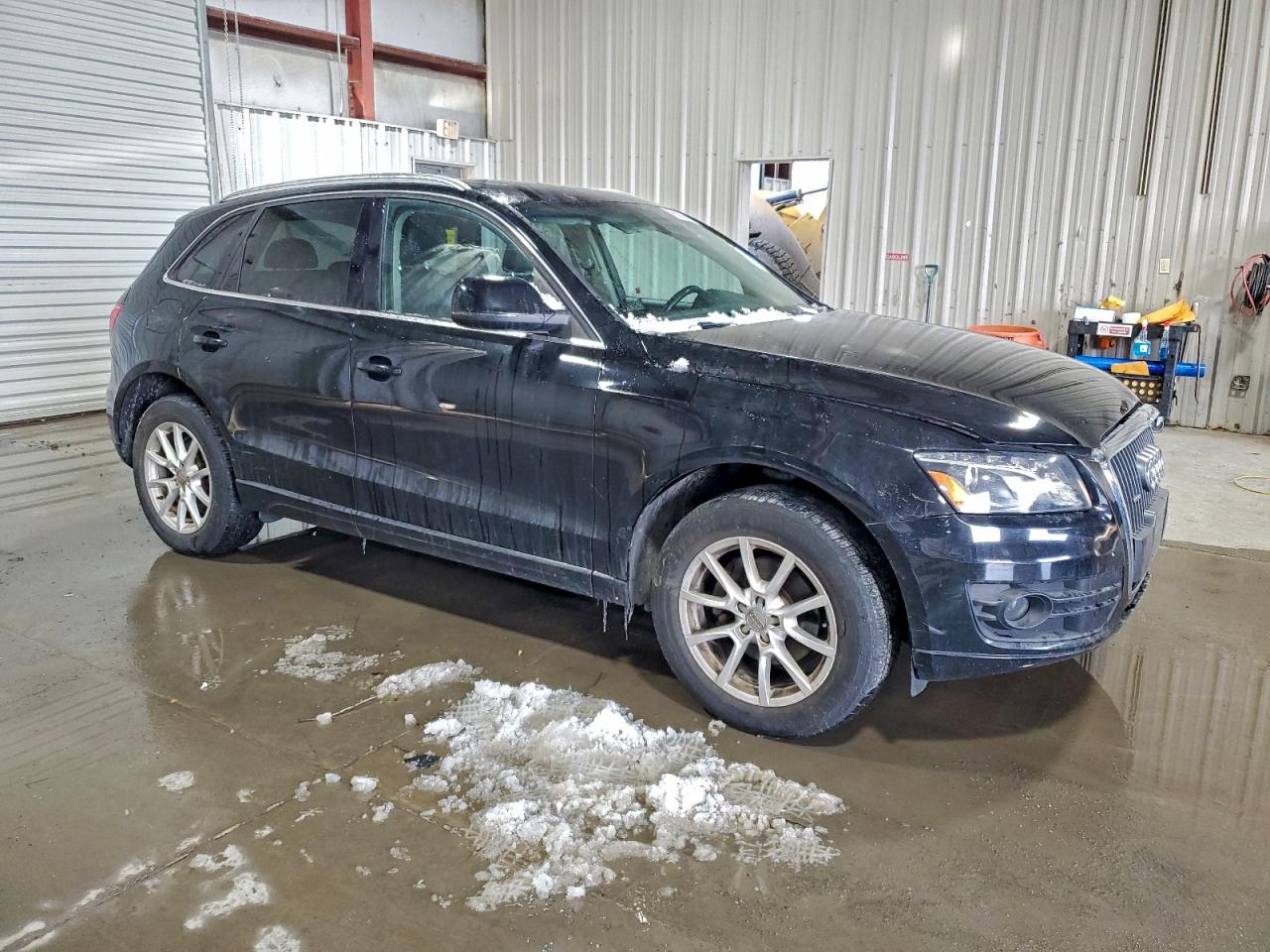 2011 AUDI Q5 PREMIUM PLUS photo 4