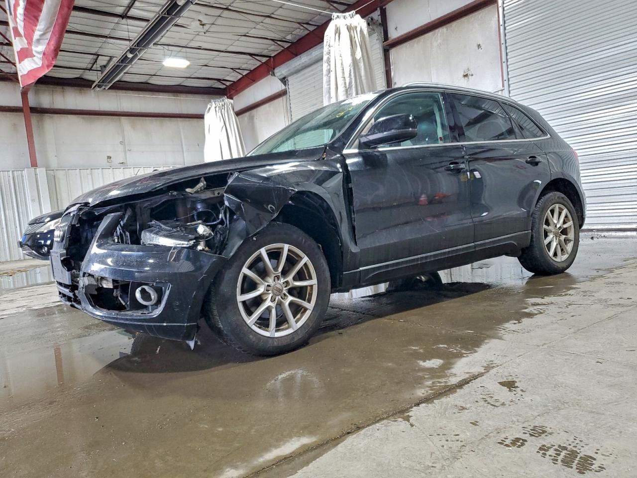 2011 AUDI Q5