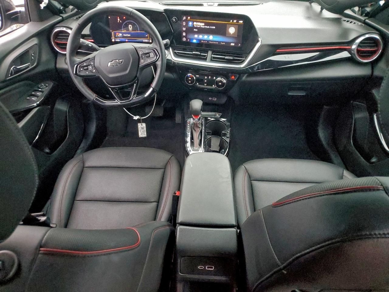 2025 CHEVROLET TRAX 2RS photo 22