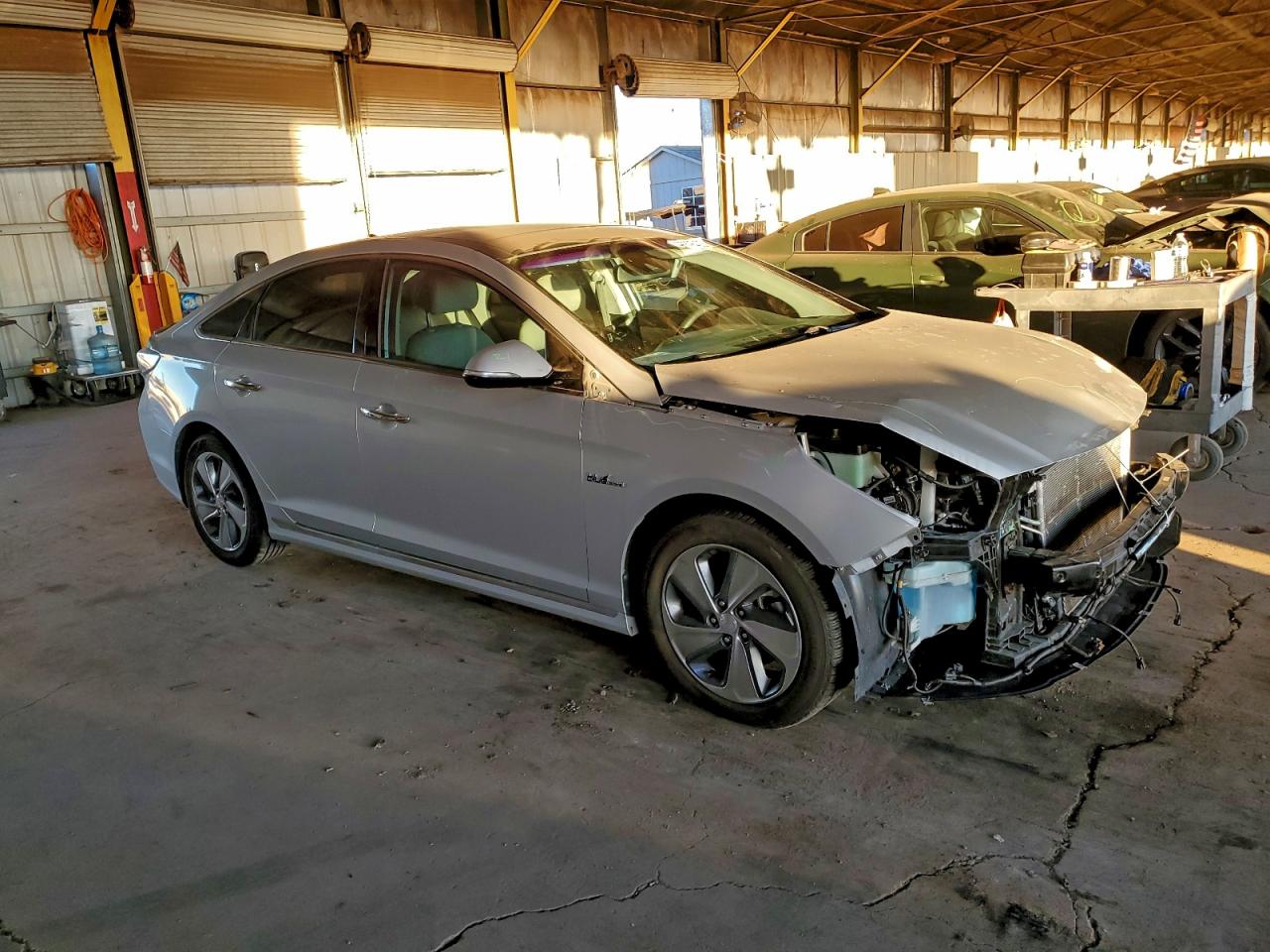 2017 HYUNDAI SONATA HYBRID photo 4