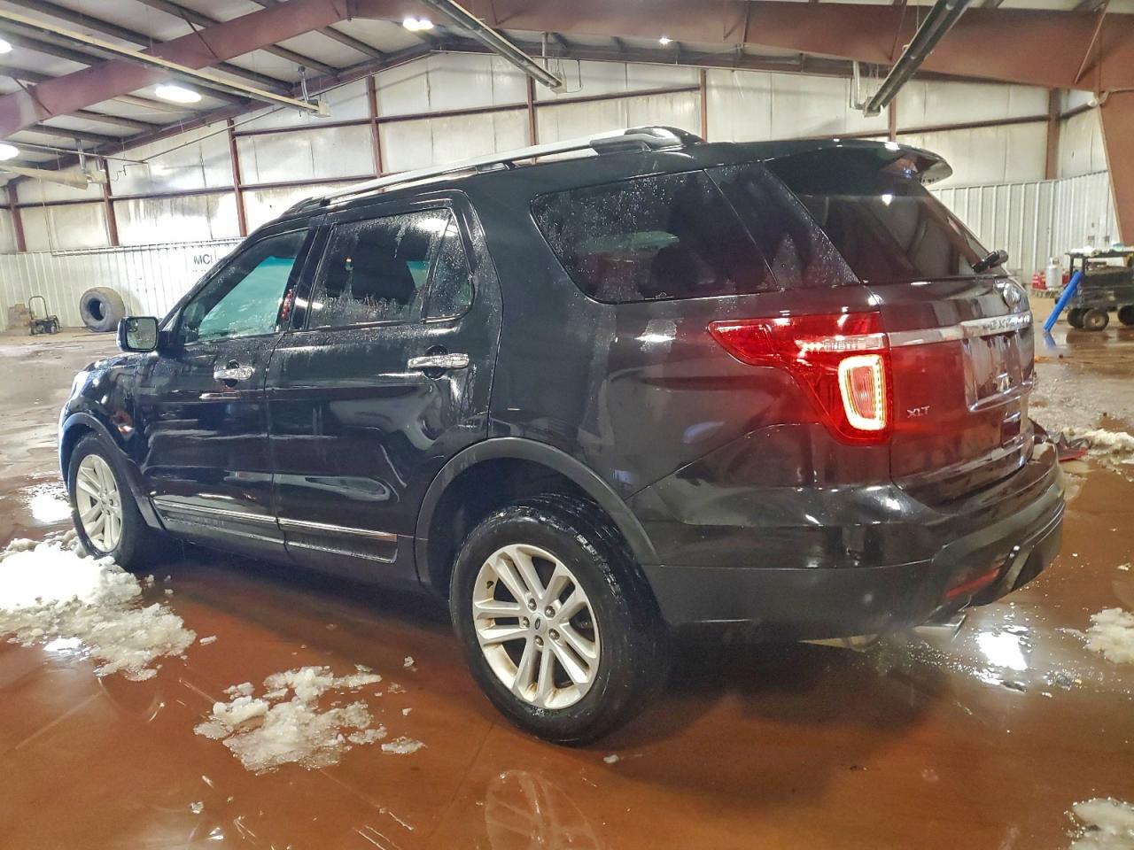 2013 FORD EXPLORER XLT photo 2